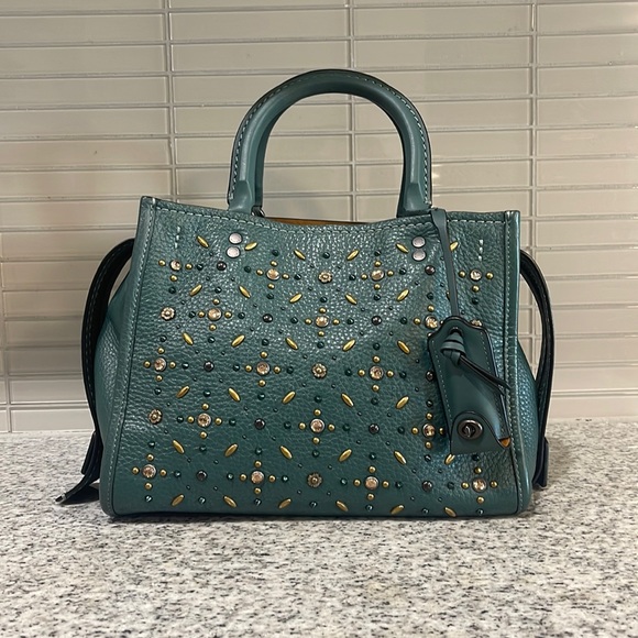 Coach 1941 Rogue 25 With Prairie Rivets - Picture 1 of 9